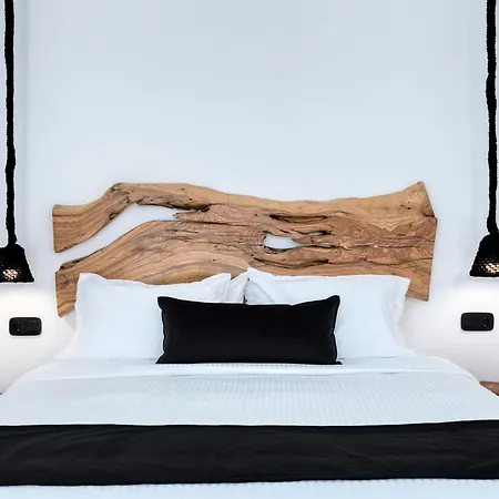 Psarou Black プサロウ