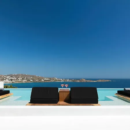 Villa Psarou Black Pszarú