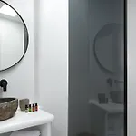 Psarou Black Βίλα