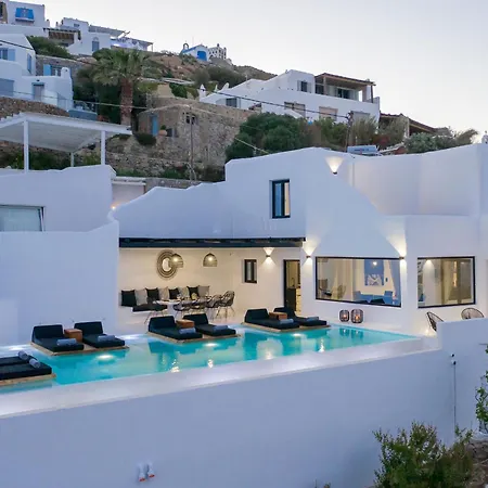 Psarou Black * Psarou (Mykonos)